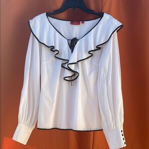 Oscar de la Renta White Blouse with Black Trim